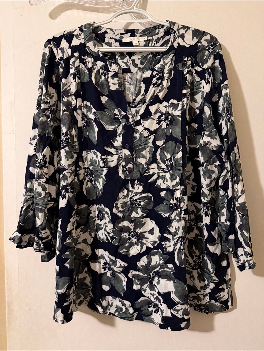 fun 2 fun Navy Floral Blouse